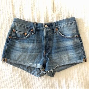 Levis 501 vintage cutoff denim jean shorts 26